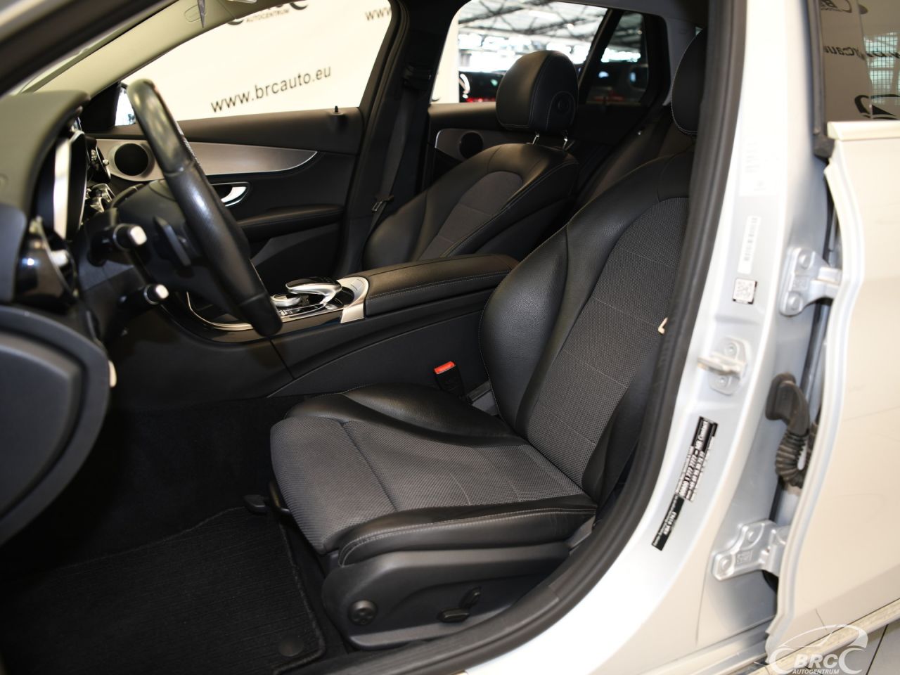 Mercedes-Benz C220 | 25