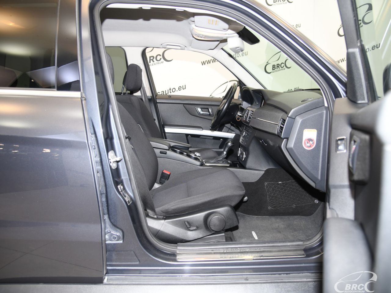 Mercedes-Benz GLK220 | 3