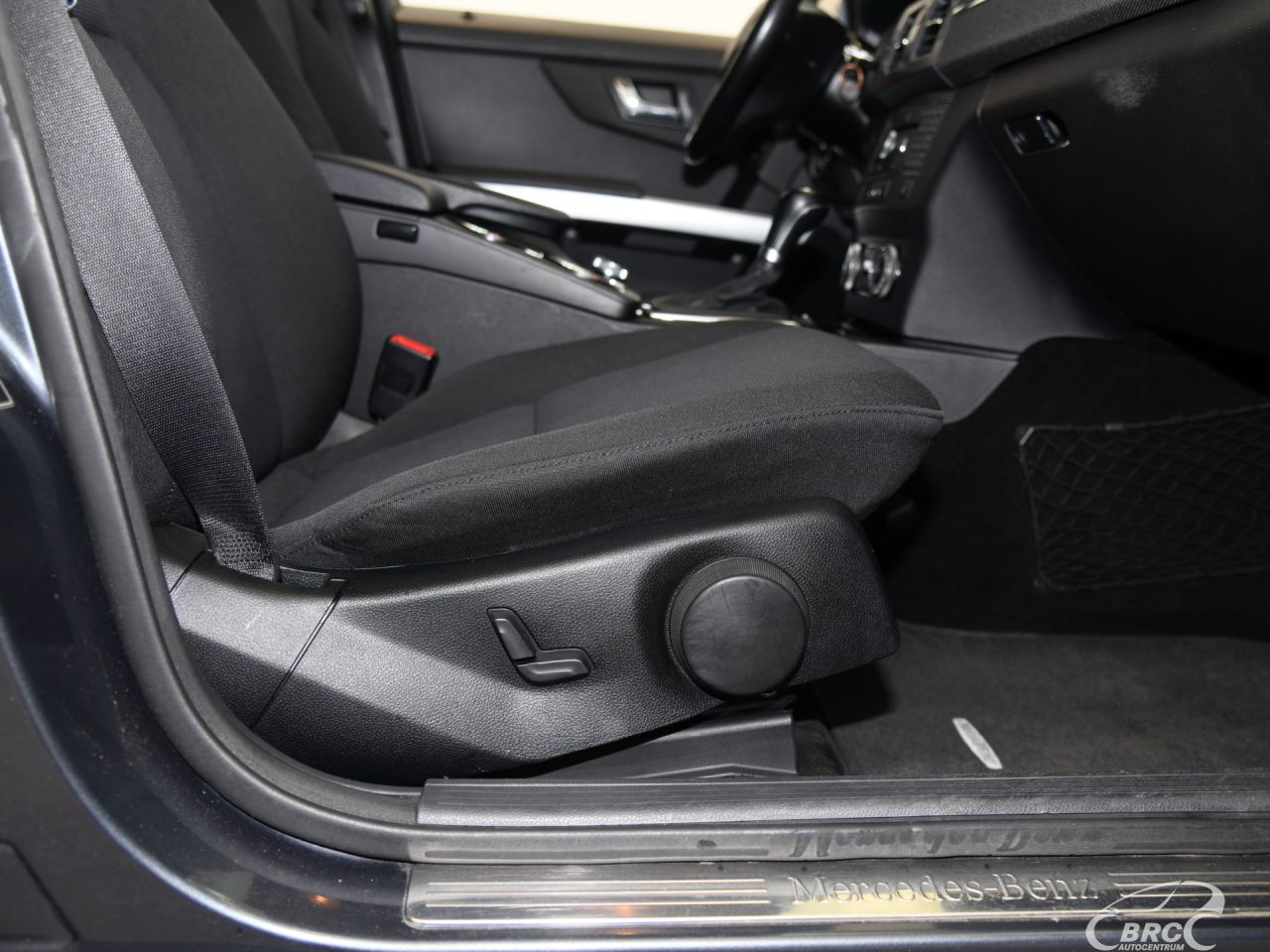 Mercedes-Benz GLK220 | 5