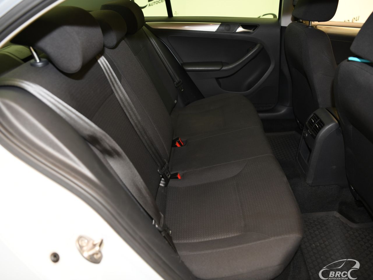 Volkswagen Jetta | 9