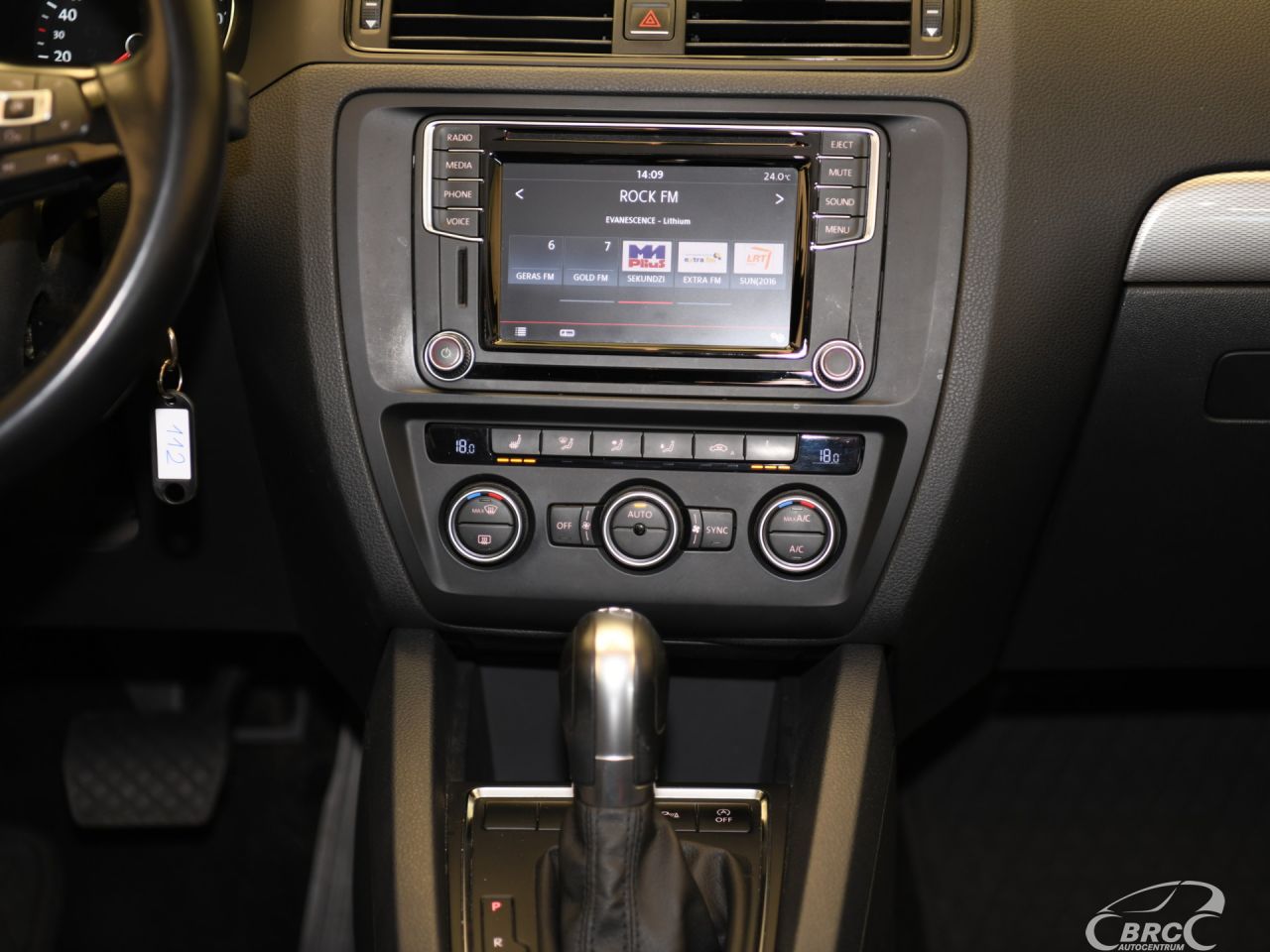 Volkswagen Jetta | 15