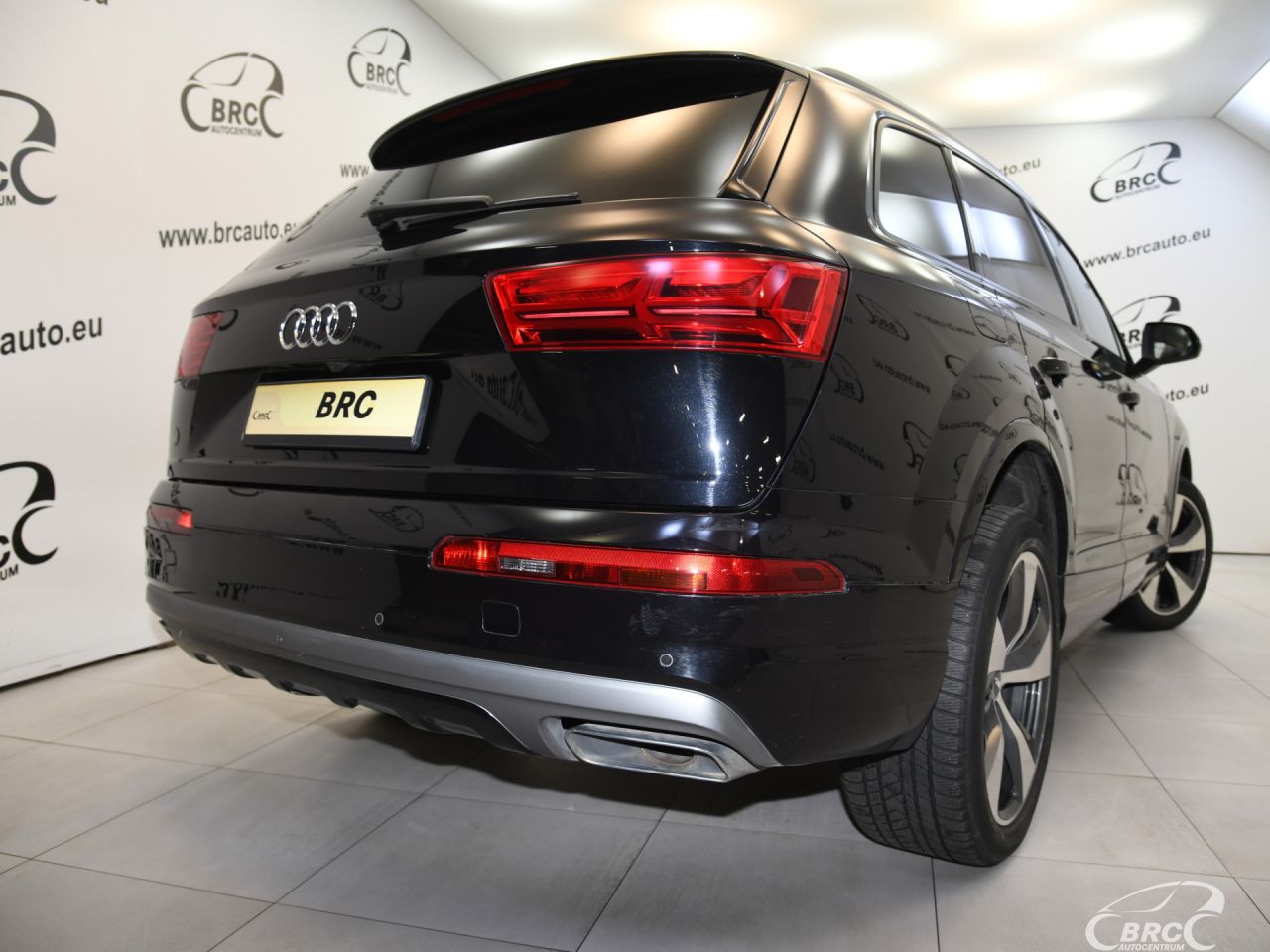 Audi Q7 | 53
