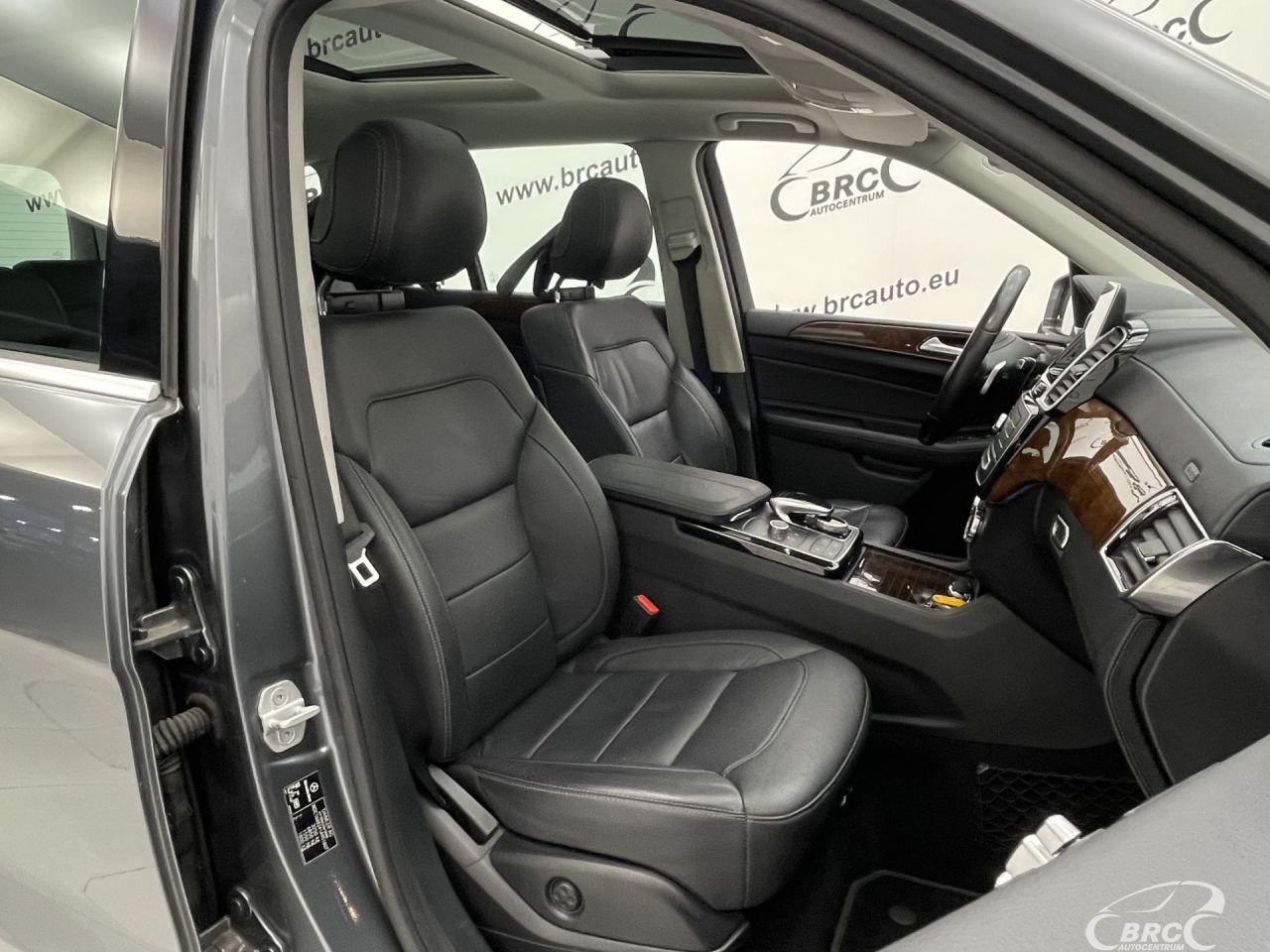 Mercedes-Benz GLS350 | 6