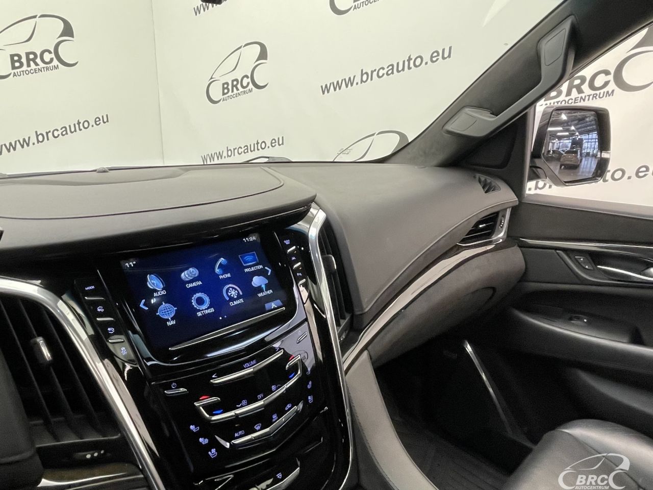 Cadillac Escalade | 30