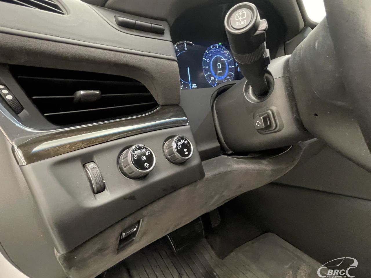 Cadillac Escalade | 27