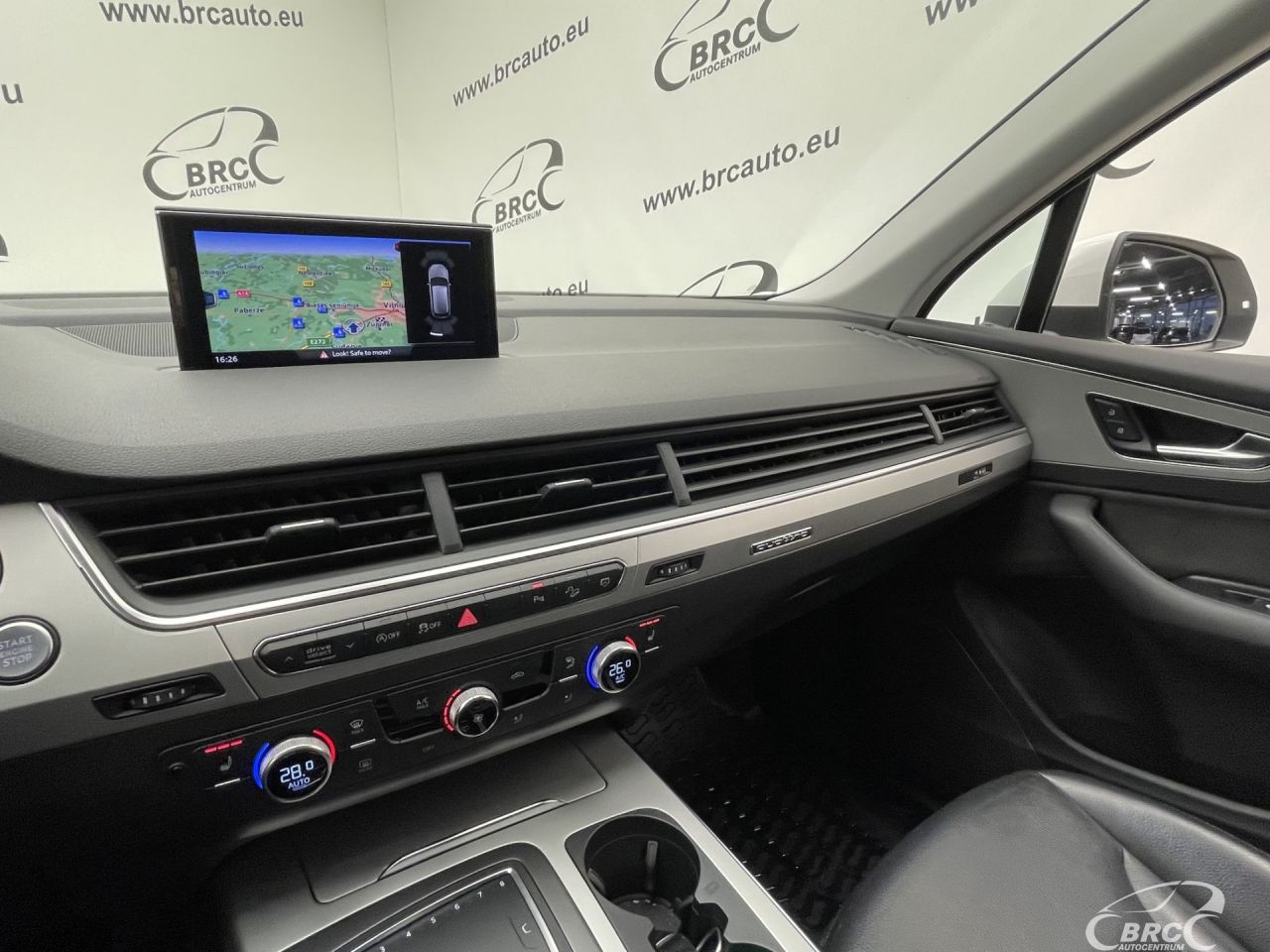 Audi Q7 | 22