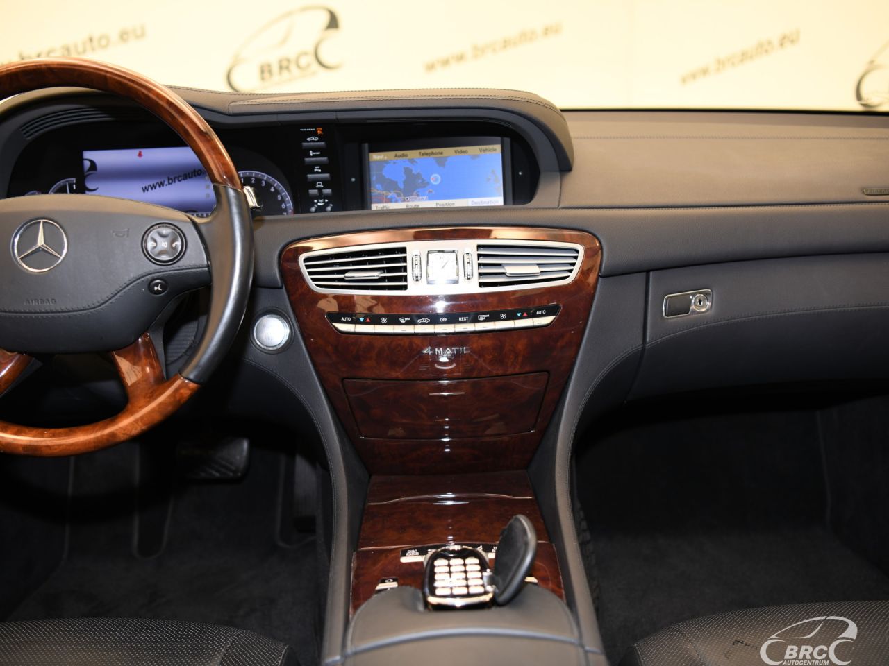 Mercedes-Benz CL550 | 14