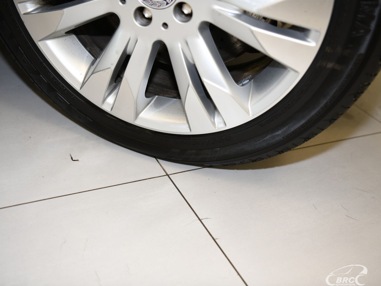 Mercedes-Benz CL550 | 44