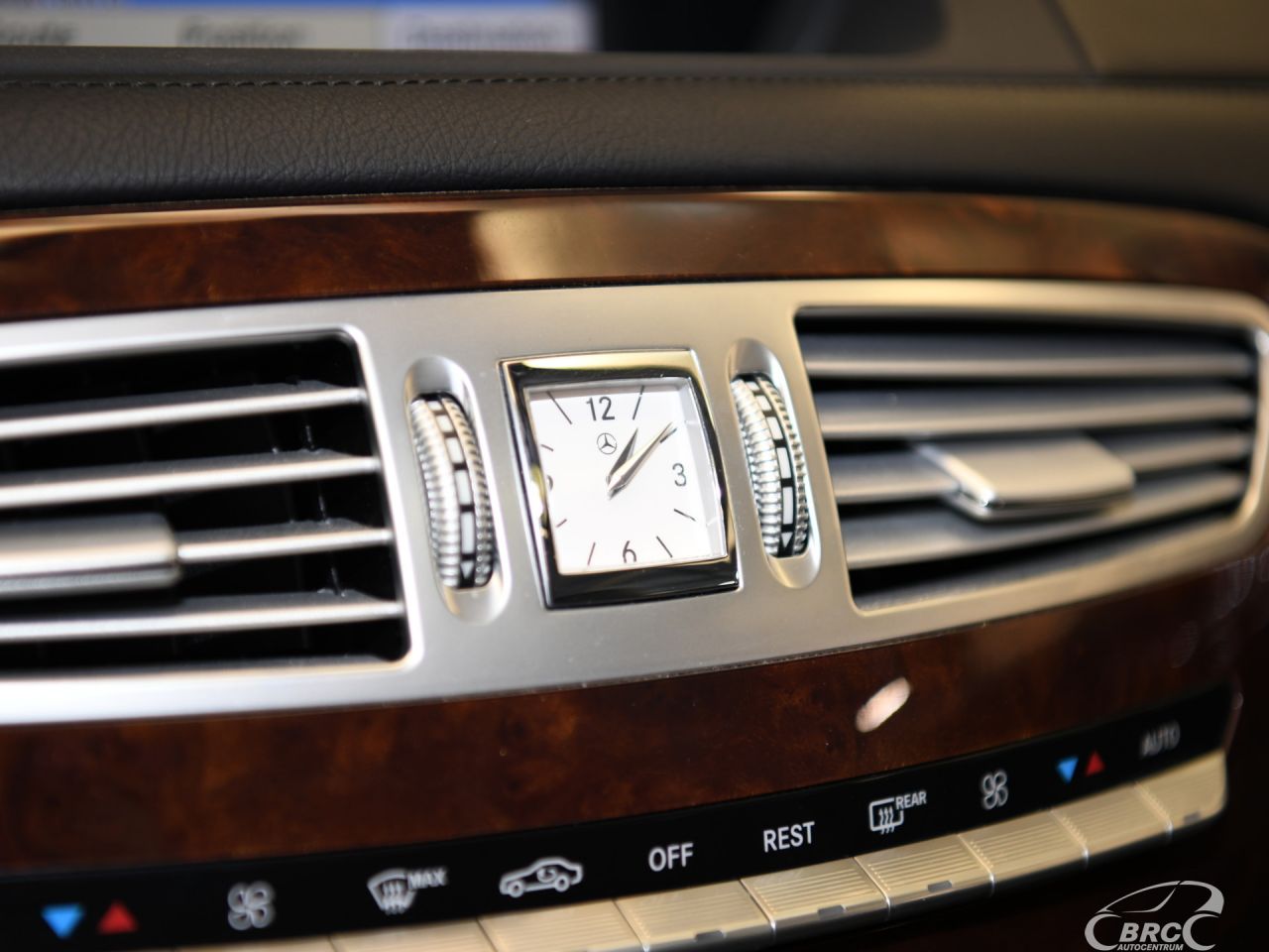 Mercedes-Benz CL550 | 28