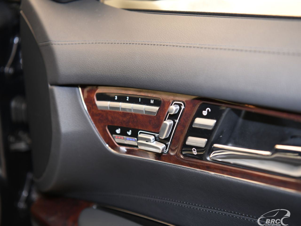 Mercedes-Benz CL550 | 8