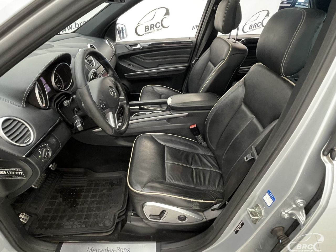 Mercedes-Benz ML350 | 19