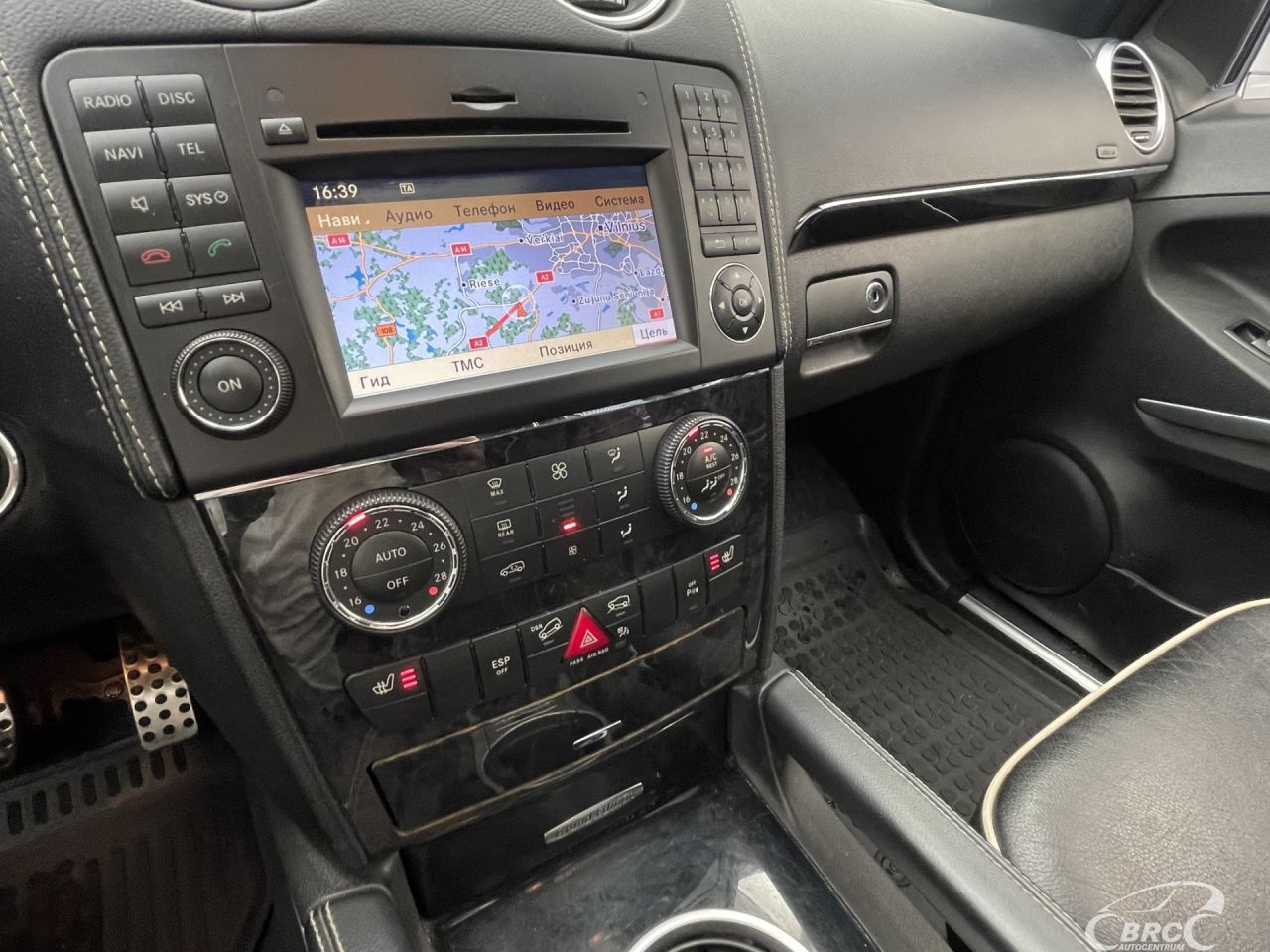 Mercedes-Benz ML350 | 25