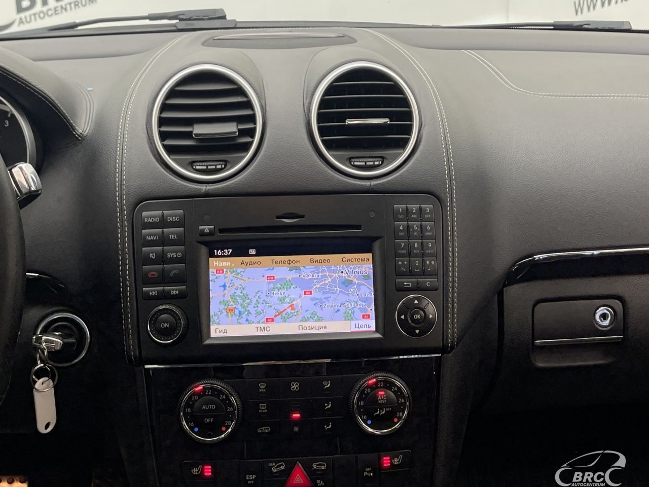 Mercedes-Benz ML350 | 14