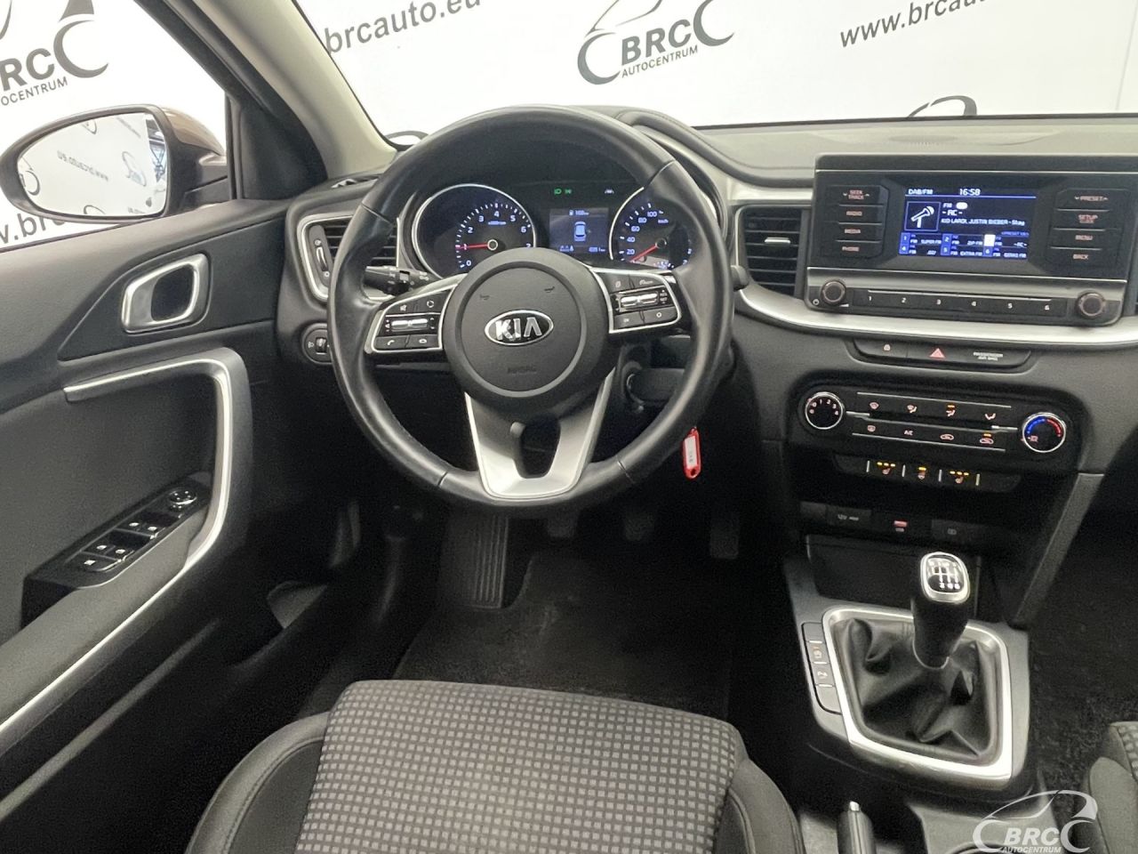 Kia Cee'd | 12