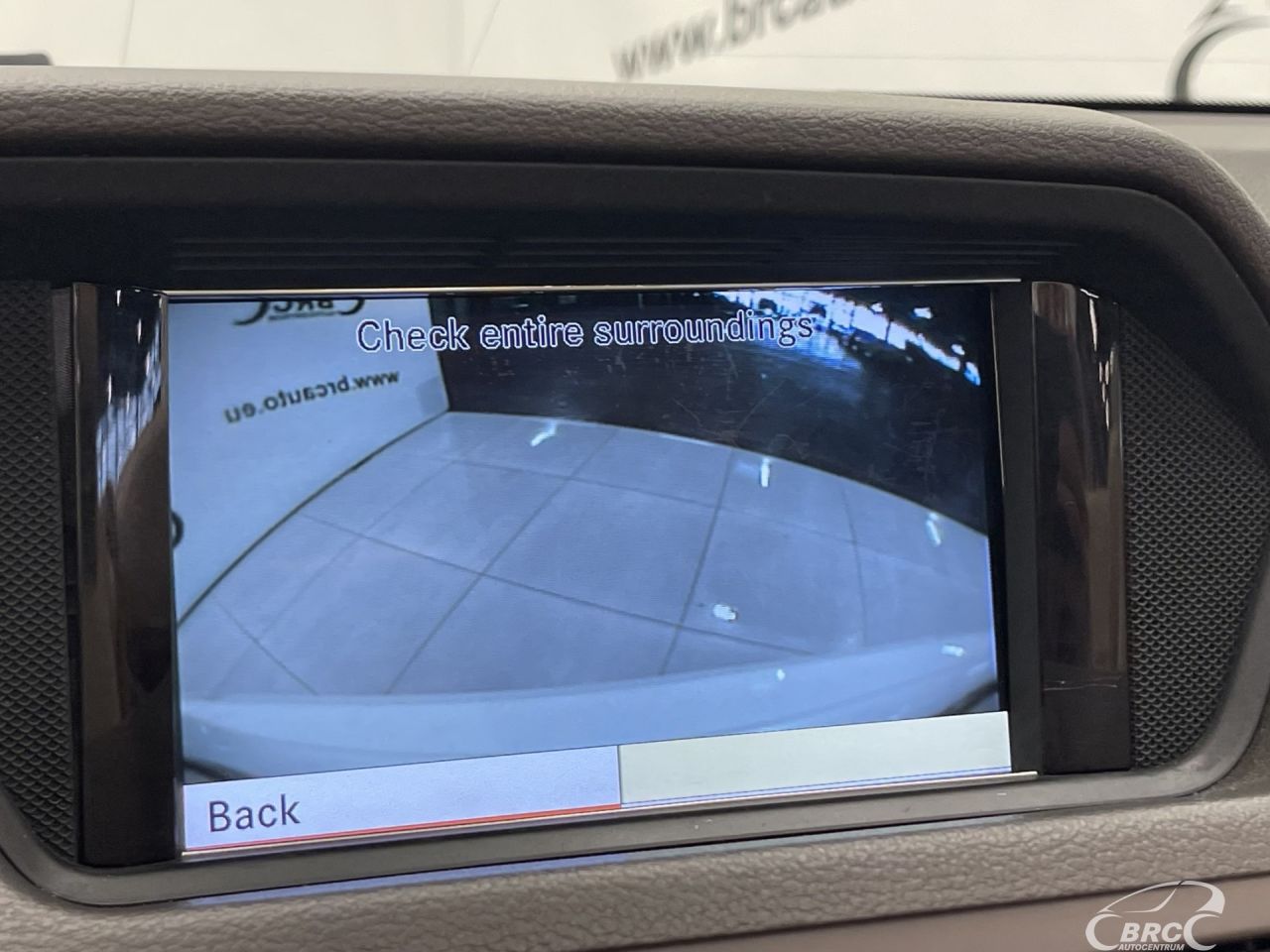 Mercedes-Benz E550 | 35