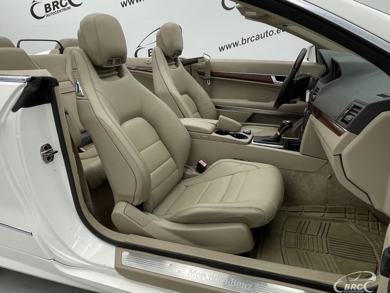 Mercedes-Benz E550 | 8