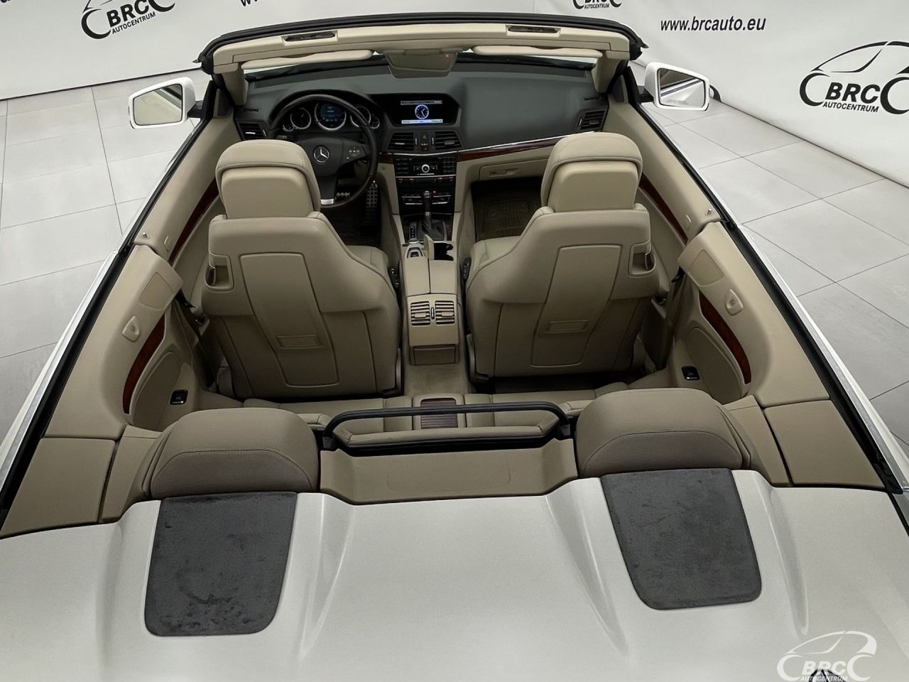 Mercedes-Benz E550 | 18