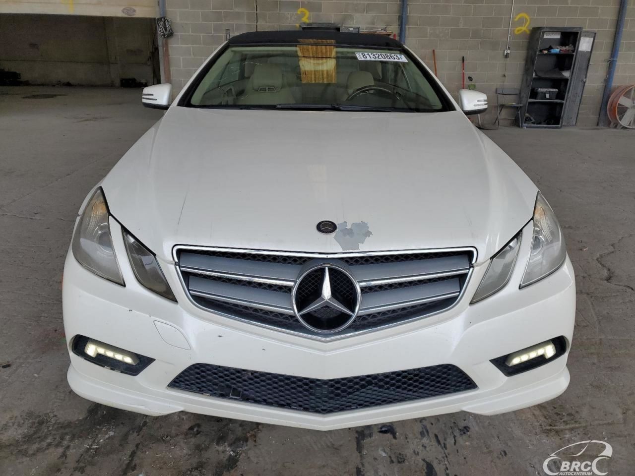 Mercedes-Benz E550 | 56