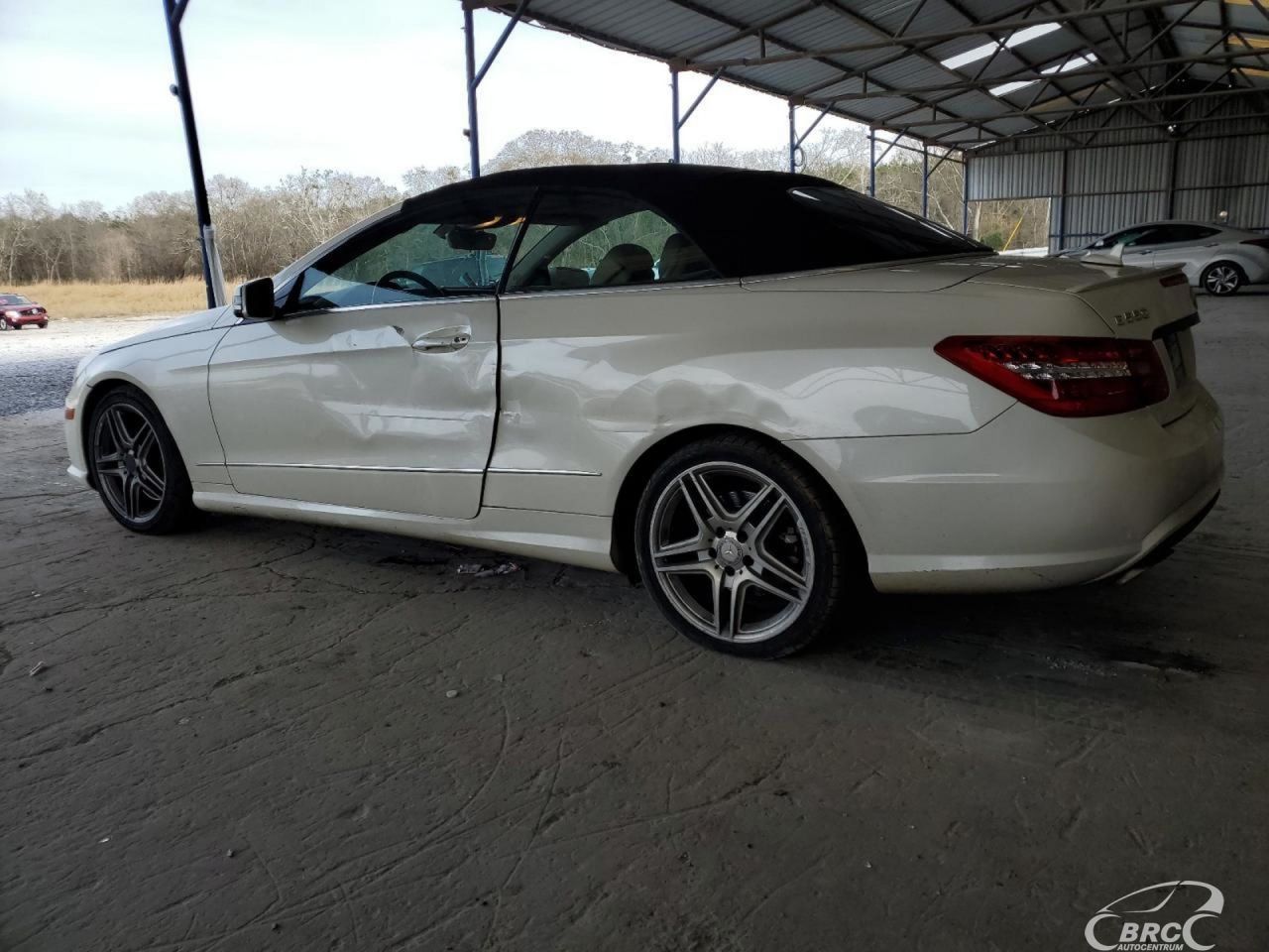 Mercedes-Benz E550 | 59