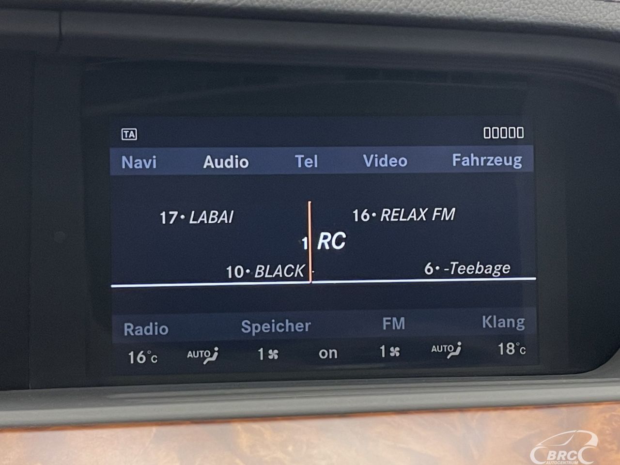 Mercedes-Benz S450 | 37