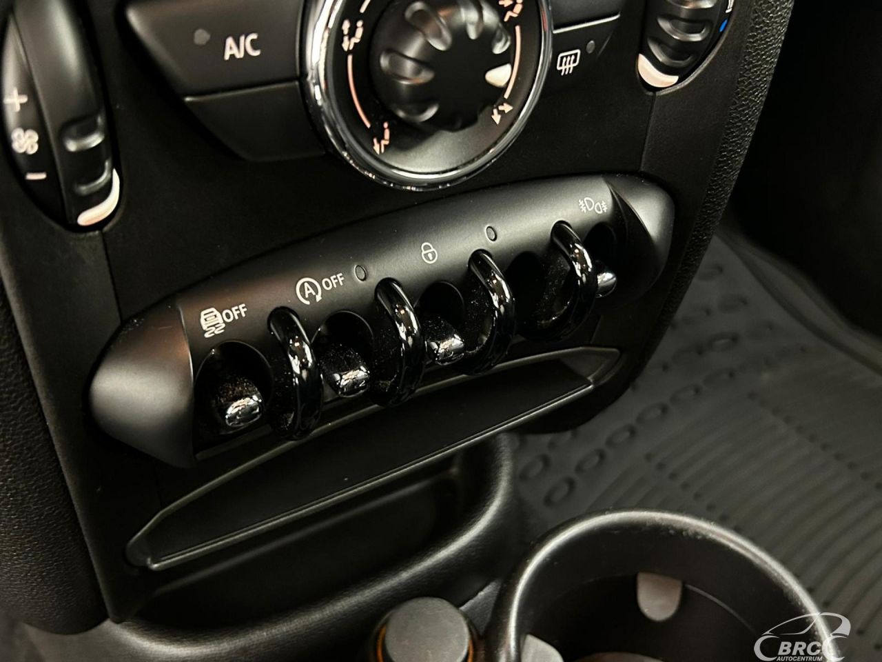 Mini Countryman | 18