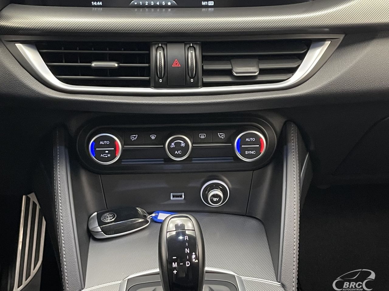 Alfa Romeo Stelvio | 17