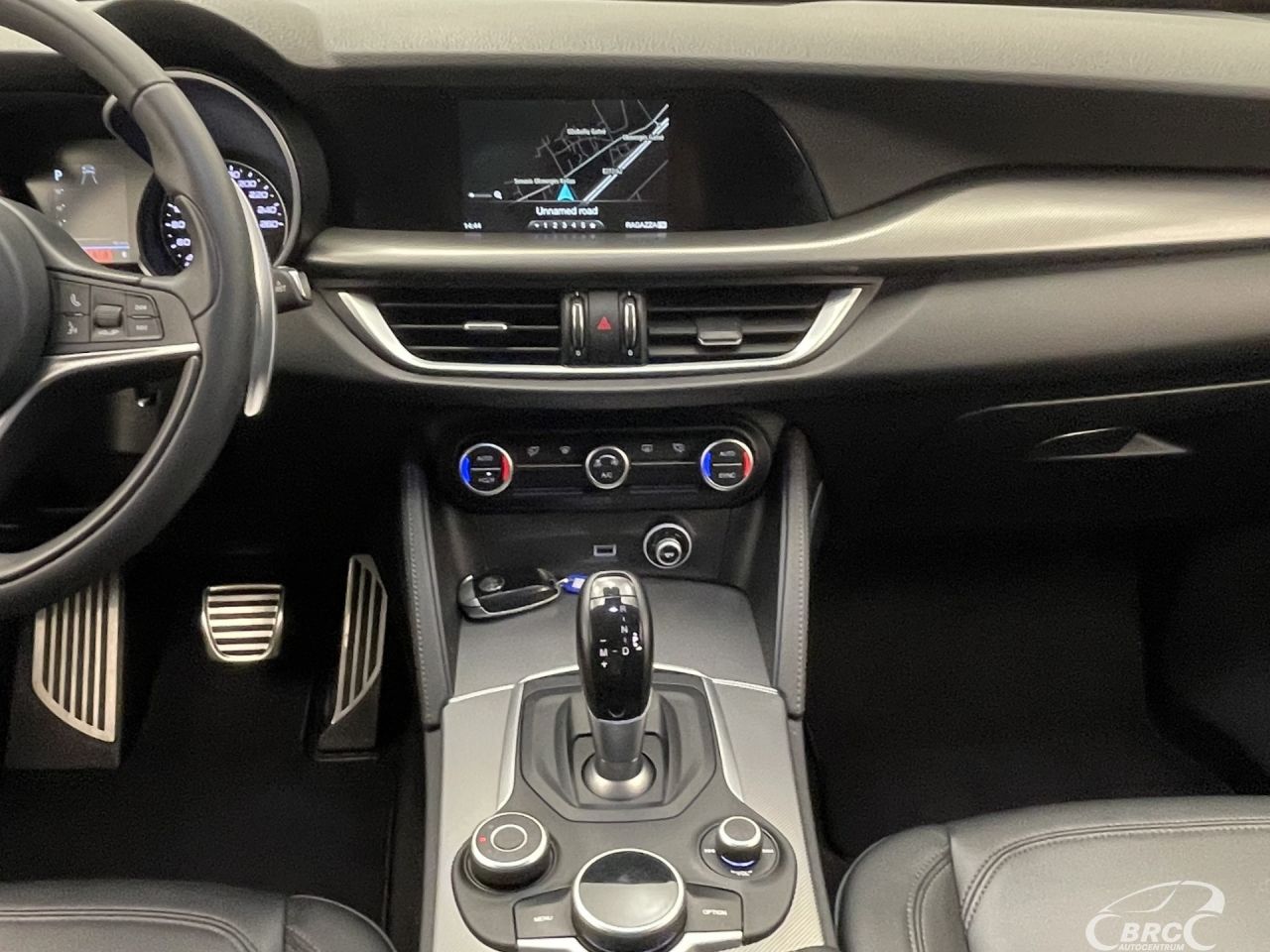 Alfa Romeo Stelvio | 15