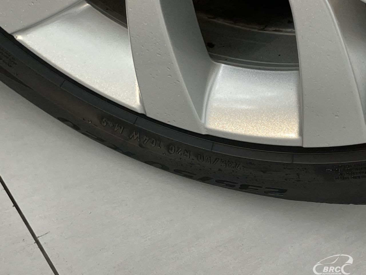 Land Rover Discovery | 42