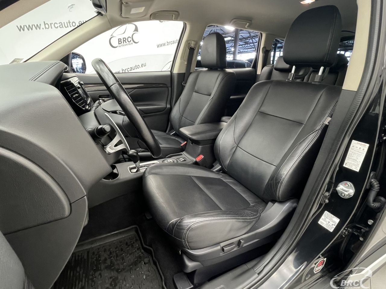 Mitsubishi Outlander | 22