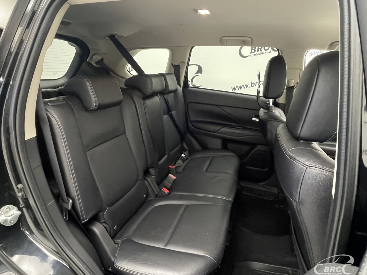 Mitsubishi Outlander | 10