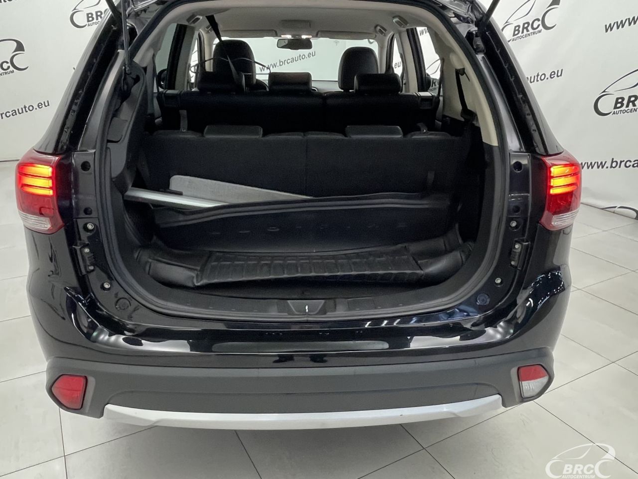 Mitsubishi Outlander | 54