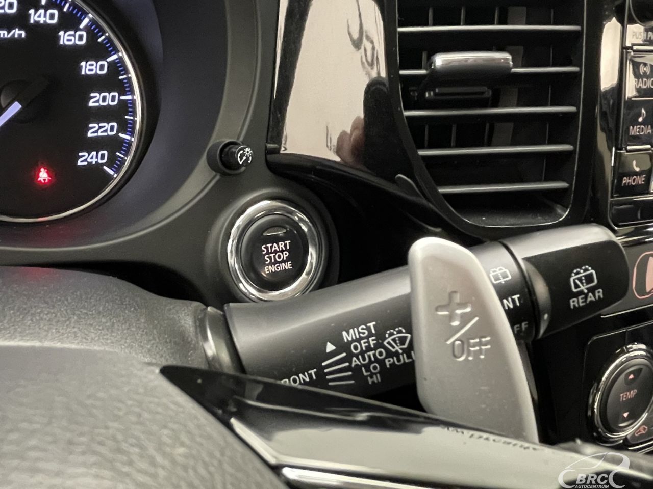 Mitsubishi Outlander | 50