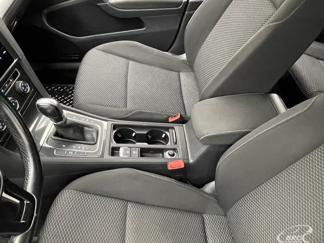 Volkswagen Golf | 22