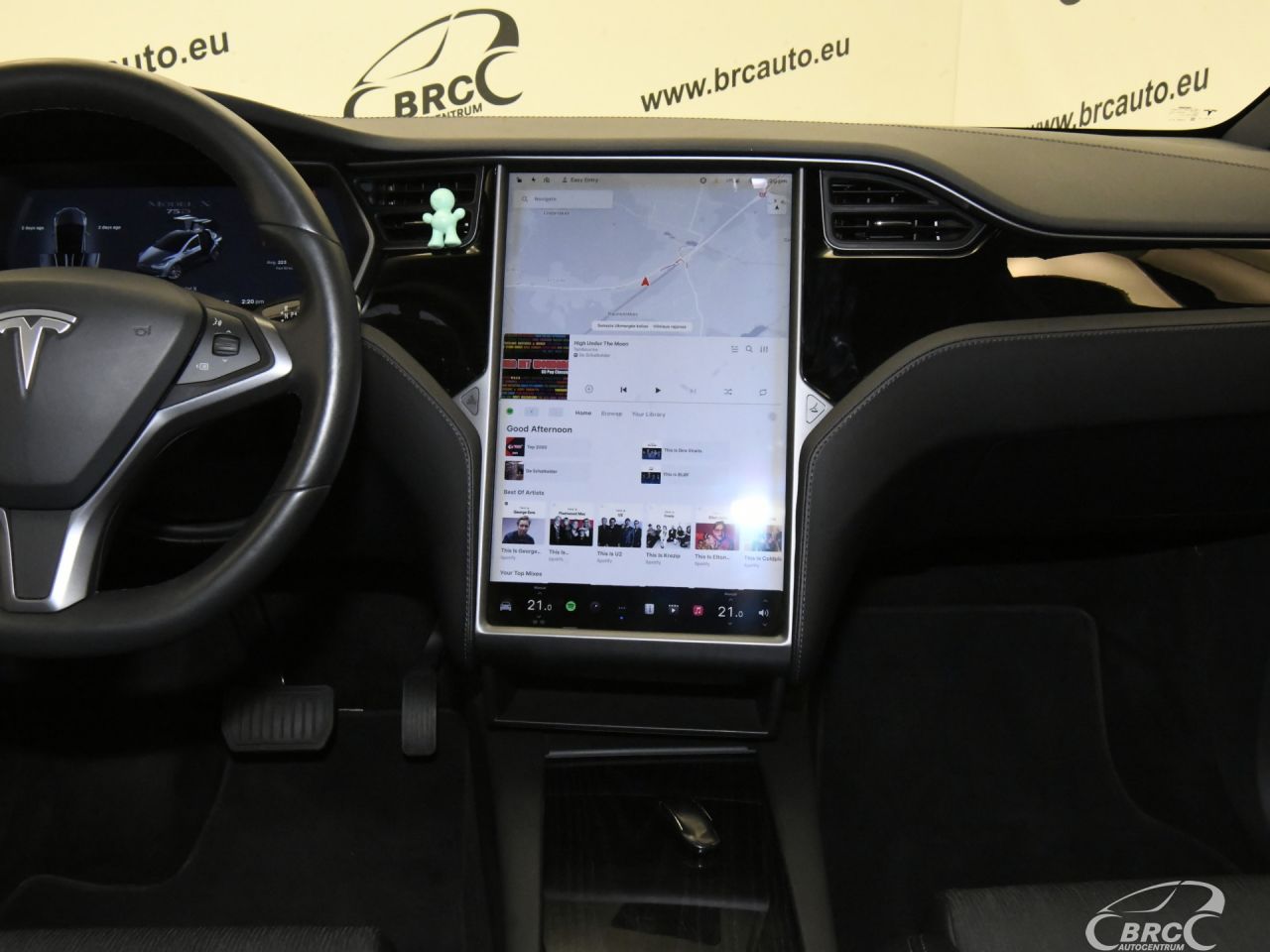 Tesla Model X | 15