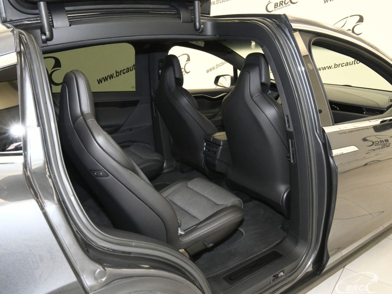 Tesla Model X | 12