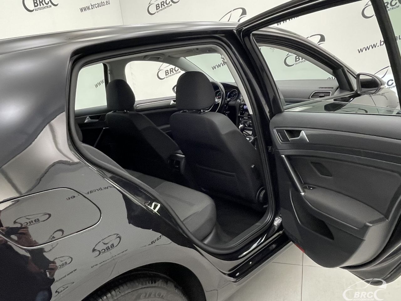 Volkswagen Golf | 11