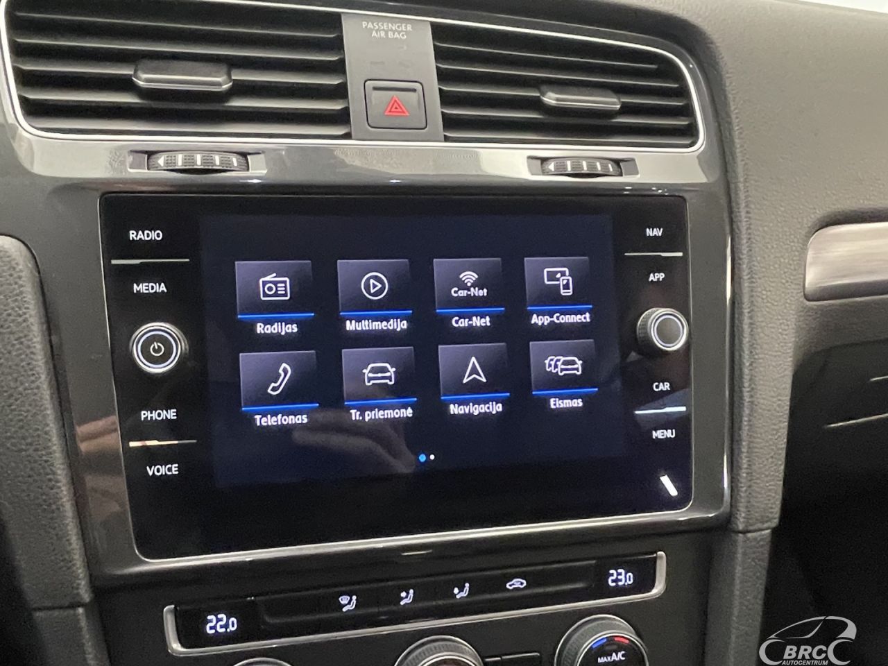 Volkswagen Golf | 38