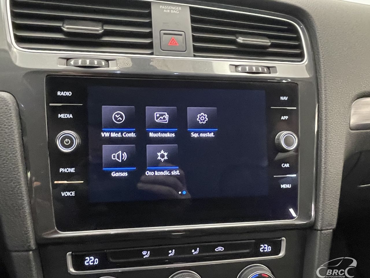 Volkswagen Golf | 39