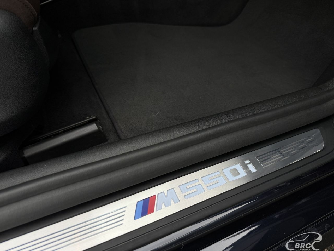 BMW M550 | 5