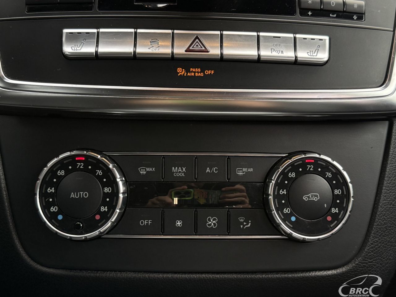 Mercedes-Benz GL450 | 33