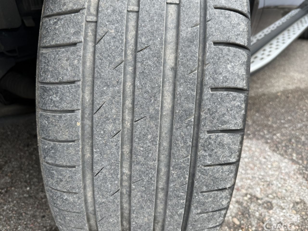 Mercedes-Benz GL450 | 49