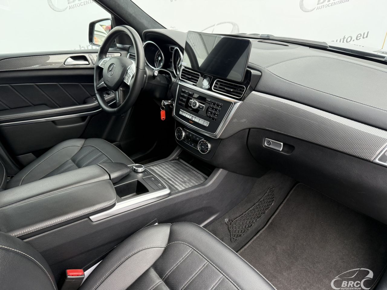 Mercedes-Benz GL450 | 8