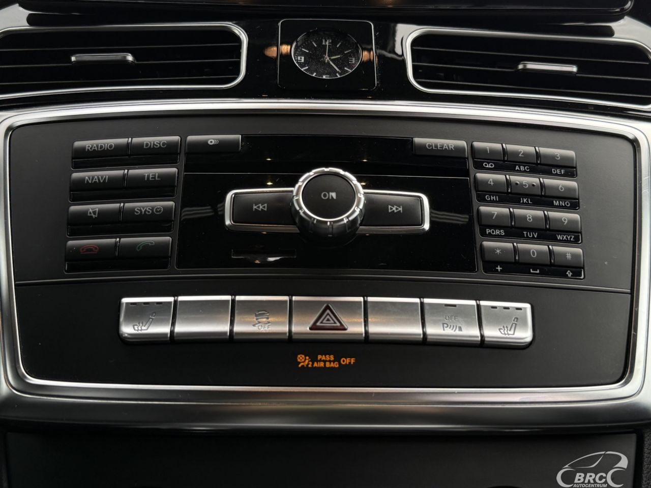 Mercedes-Benz GL450 | 31