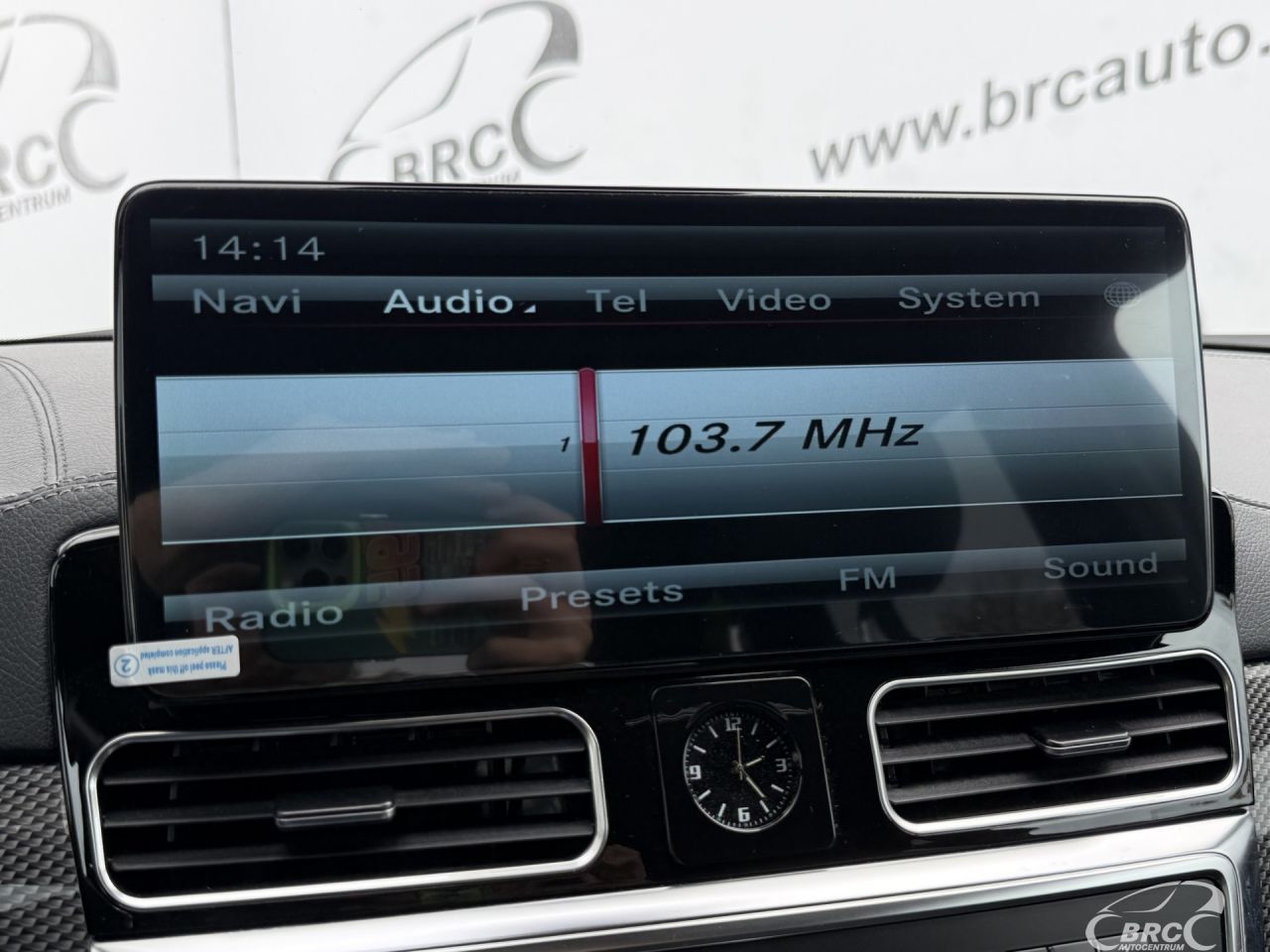 Mercedes-Benz GL450 | 37