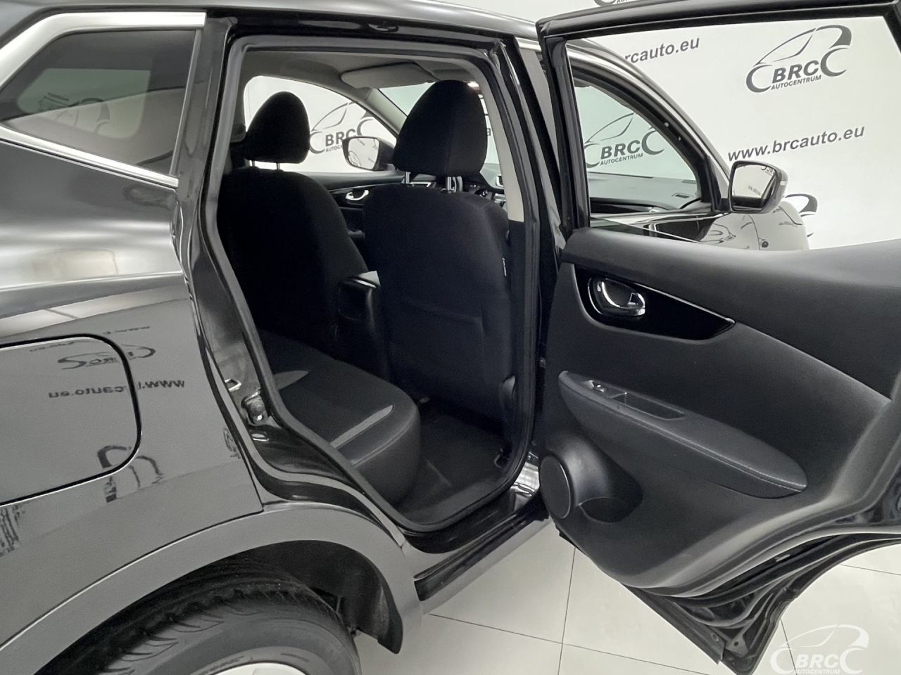 Nissan Qashqai | 12
