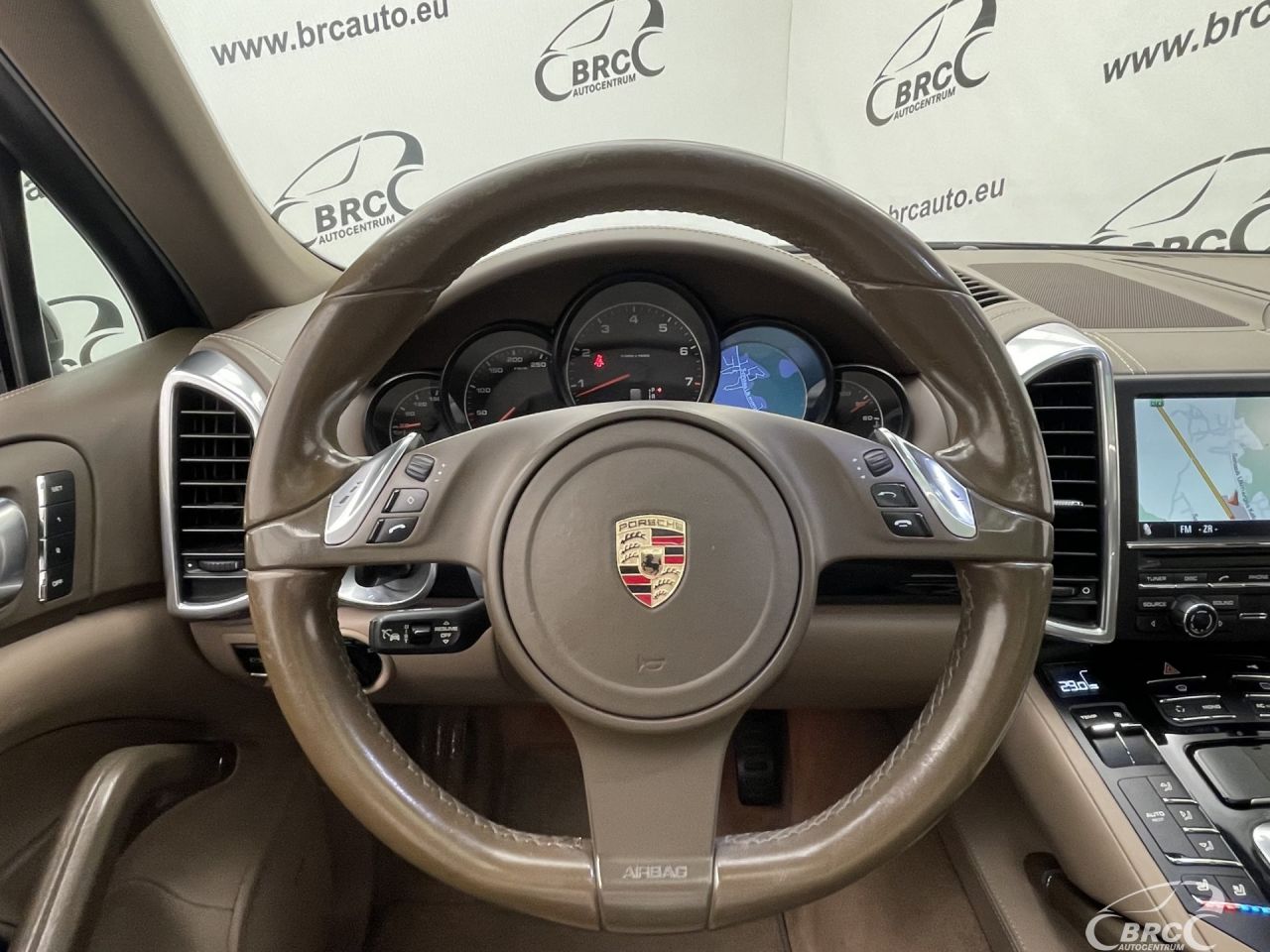 Porsche Cayenne | 34