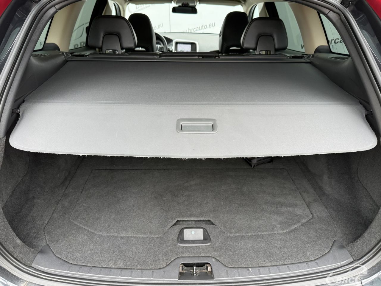 Volvo XC60 | 12
