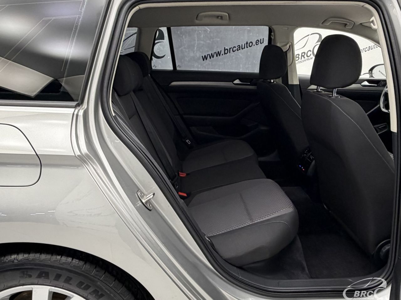 Volkswagen Passat | 9