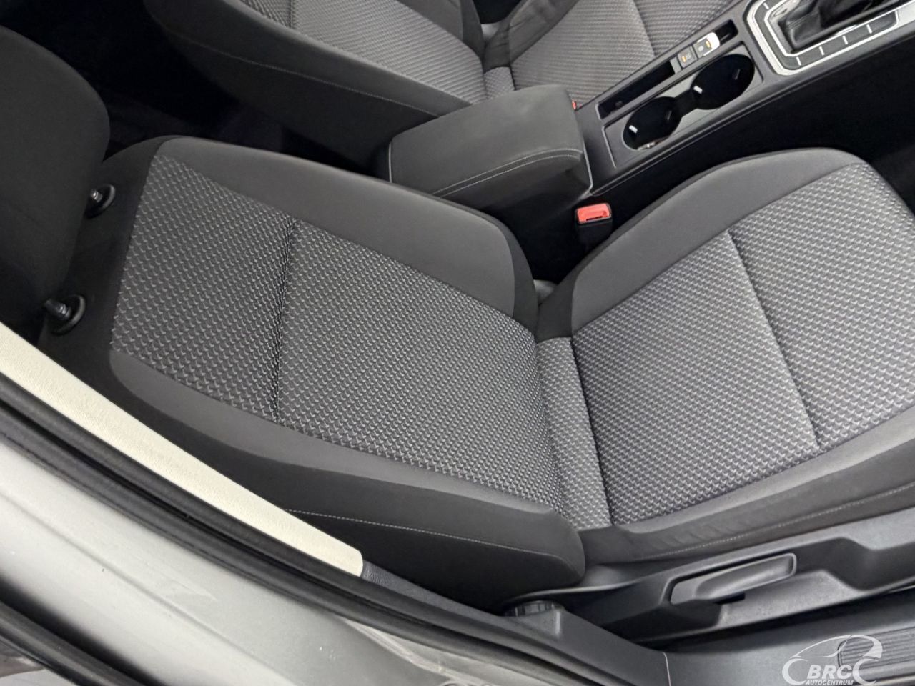 Volkswagen Passat | 4