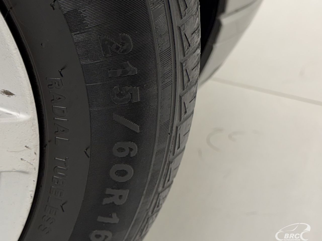 Volkswagen Passat | 40